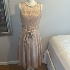 Jessica Howard Gold Glitter Bow Dress
